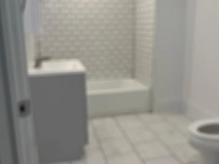 2233 English Ave — Photo 5
