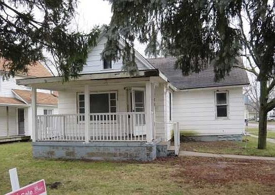1st image of 1200 Corunna Ave