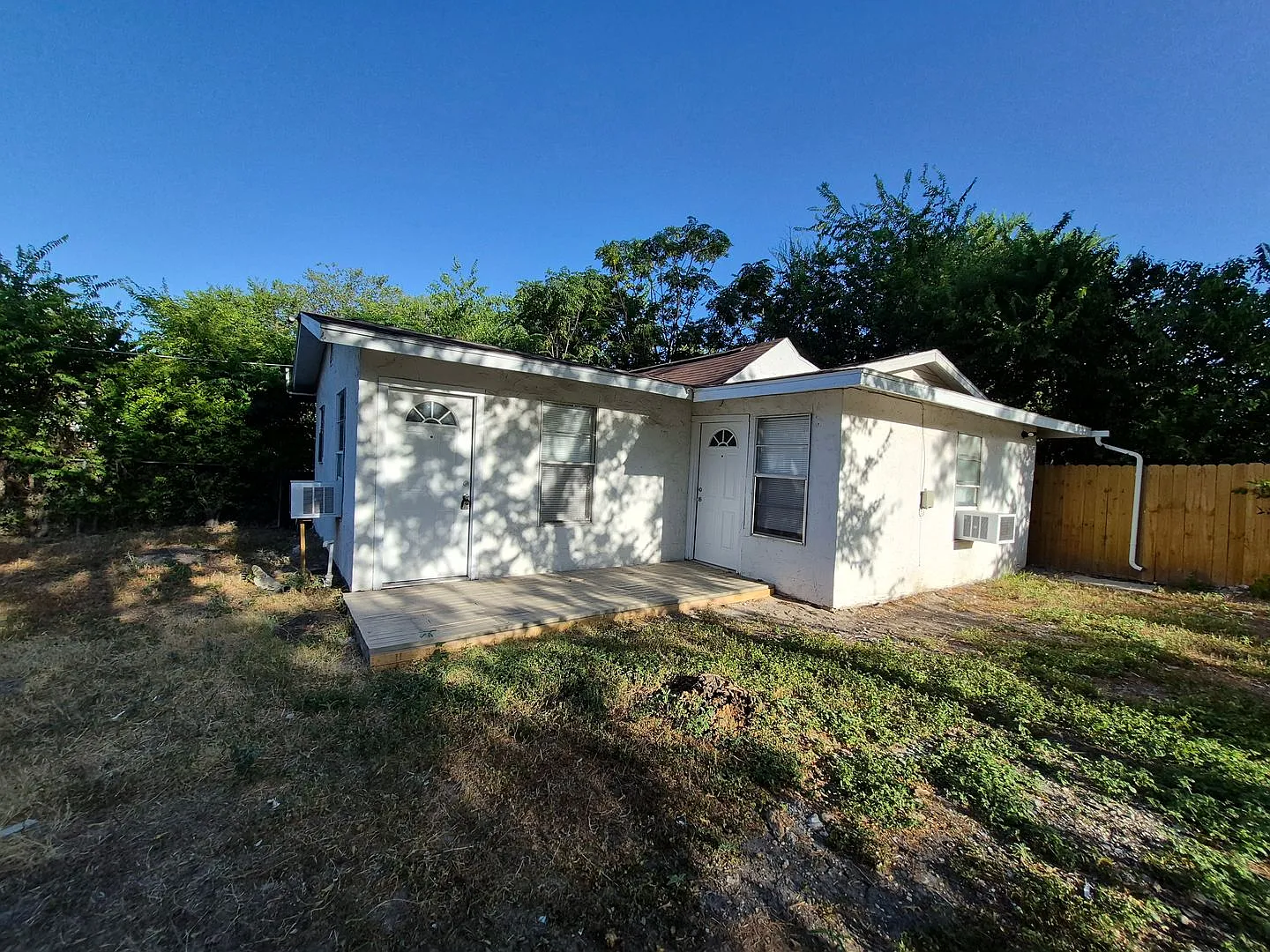 3723 W. Martin St., San Antonio, TX. 78207 — Photo 1