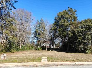 243 Poole St, Woodruff, SC 29388
