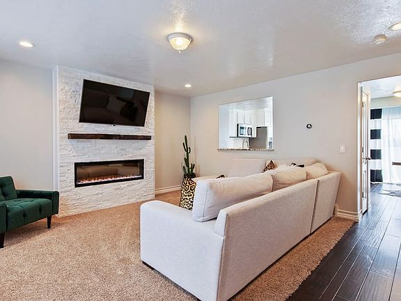 3rd image of 287 W Apple Cross Way