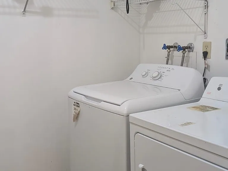 20 Cherrytree Dr #505 — Photo 14