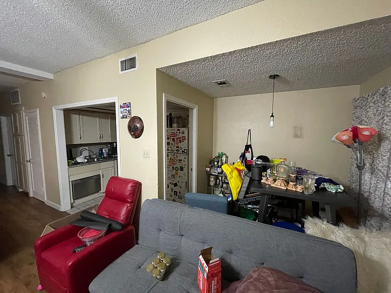 706 W 22nd St #103 — Photo 11