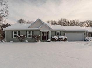 6781 Edgefield St, Portage, MI 49024