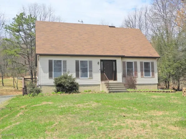 515 Overlook Ter, Stroudsburg, PA 18360