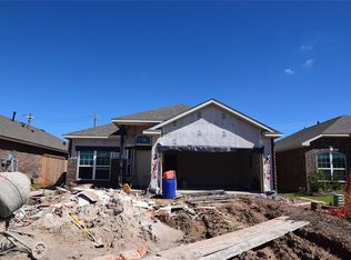 2126 Del Mar Dr, Texas City, TX 77568