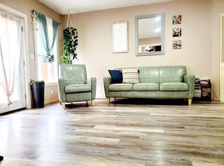 16 Marie St, Iberia, MO 65486