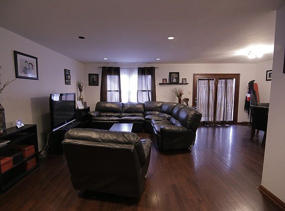 3rd image of 1534.5 S Highland Ave