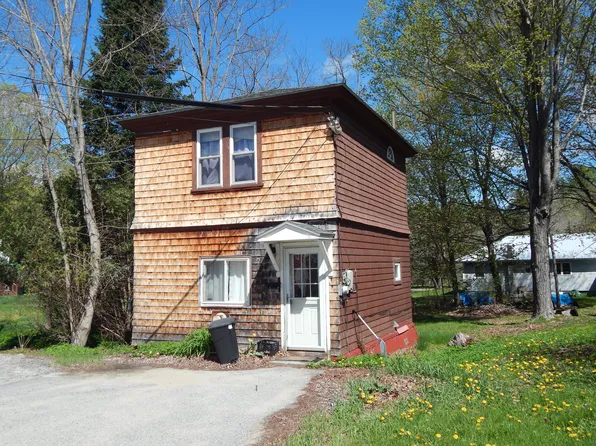 23 Crescent Street, Norway, ME 04268