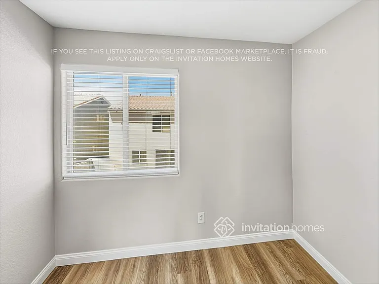 1180 Antoinette St — Photo 15