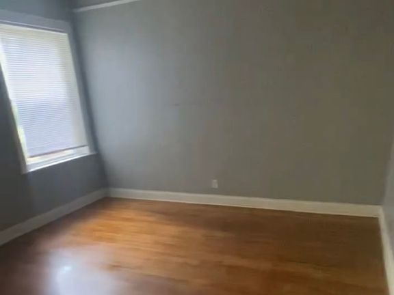 4th image of 6840 S Calumet Ave #1N