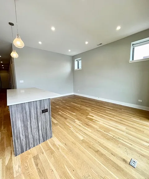 4555 N Ravenswood Ave #303 — Photo 6