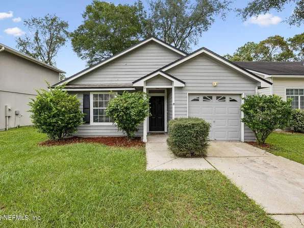 3653 CAROLINE VALE Boulevard, Jacksonville, FL 32277