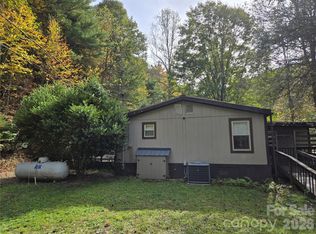 102 Serenity Ln, Clyde, NC 28721