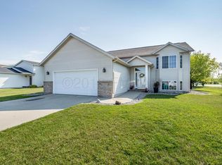4390 Woodhaven St S, Fargo, ND 58104