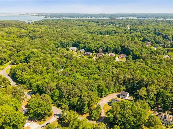 500 Railway Rd, Yorktown, VA 23692