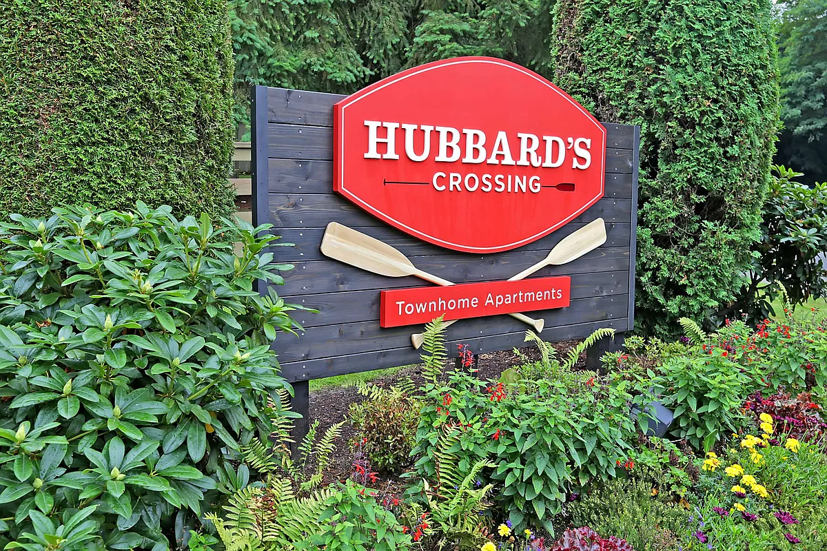 Building Photo - Hubbard's Crossing