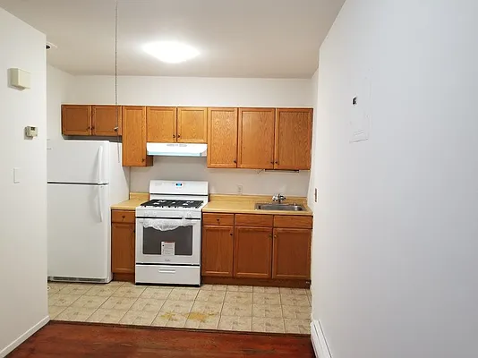 Rented by Home Court Real Estate LLC | media 2