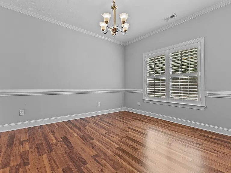 768 Riverbirch Dr — Photo 4