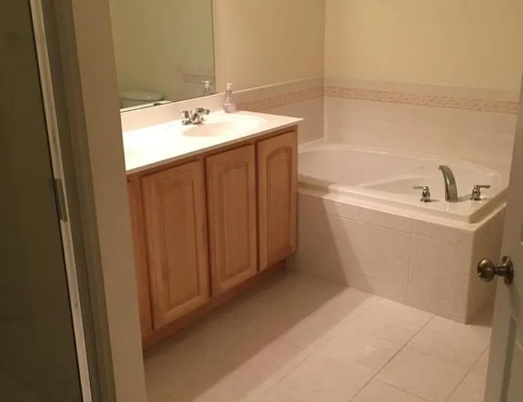 306 Fairgate Dr — Photo 12
