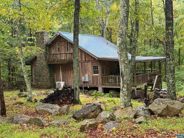 1280 Campbells Mountain Rd, Tyro, VA 22976