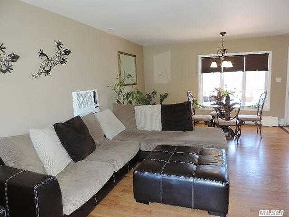 4th image of 3286 Neptune Ave
