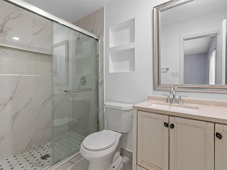 1105 Joshua Tree Dr — Photo 5