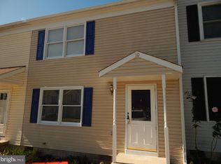 10 Stadium Cir, Inwood, WV 25428