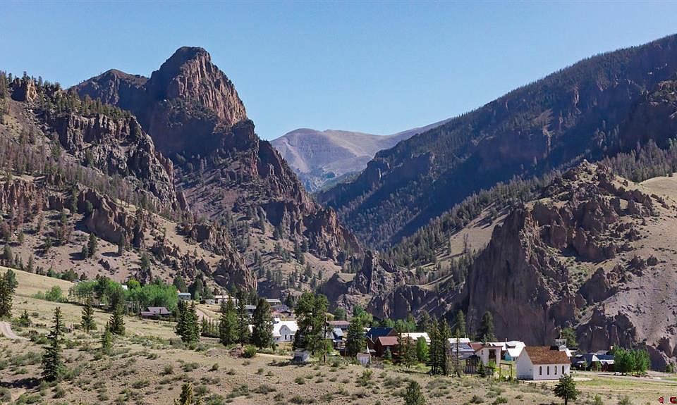 1st image of 510 Molly S Drive