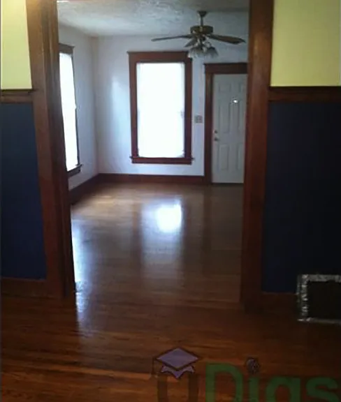 1131 N 13th St — Photo 4