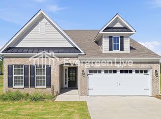 405 Adhurst Dr, Enoree, SC 29335
