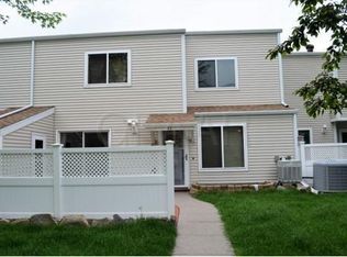 51 Parkview Cir, Grand Forks, ND 58201