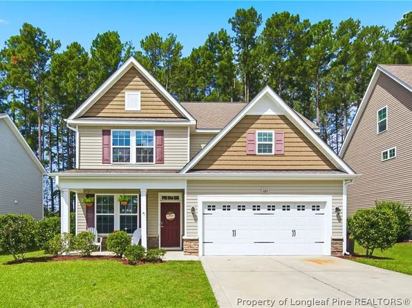 103 Timber Skip Dr, Spring Lake, NC 28390
