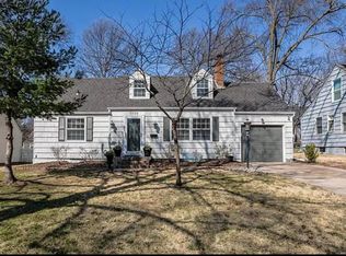 7056 Granada Rd, Prairie Village, KS 66208