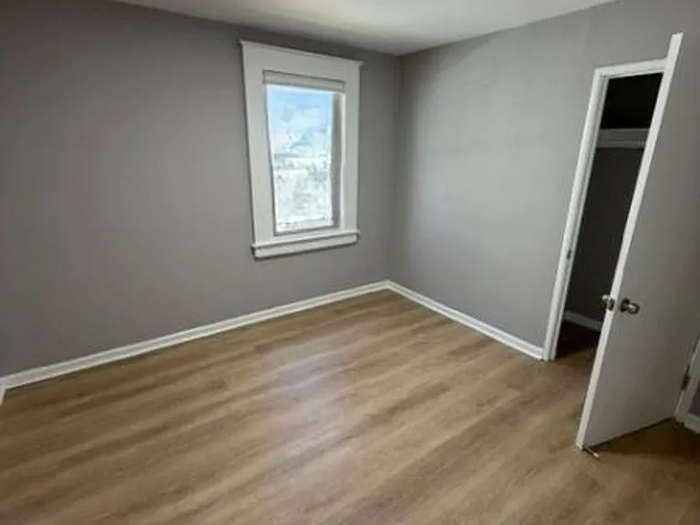 2835 Short St — Photo 6