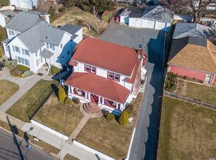 56 Prospect Ave, East Rockaway, NY 11518