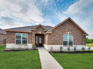 611 Roaring Springs Dr, Glenn Heights, TX 75154