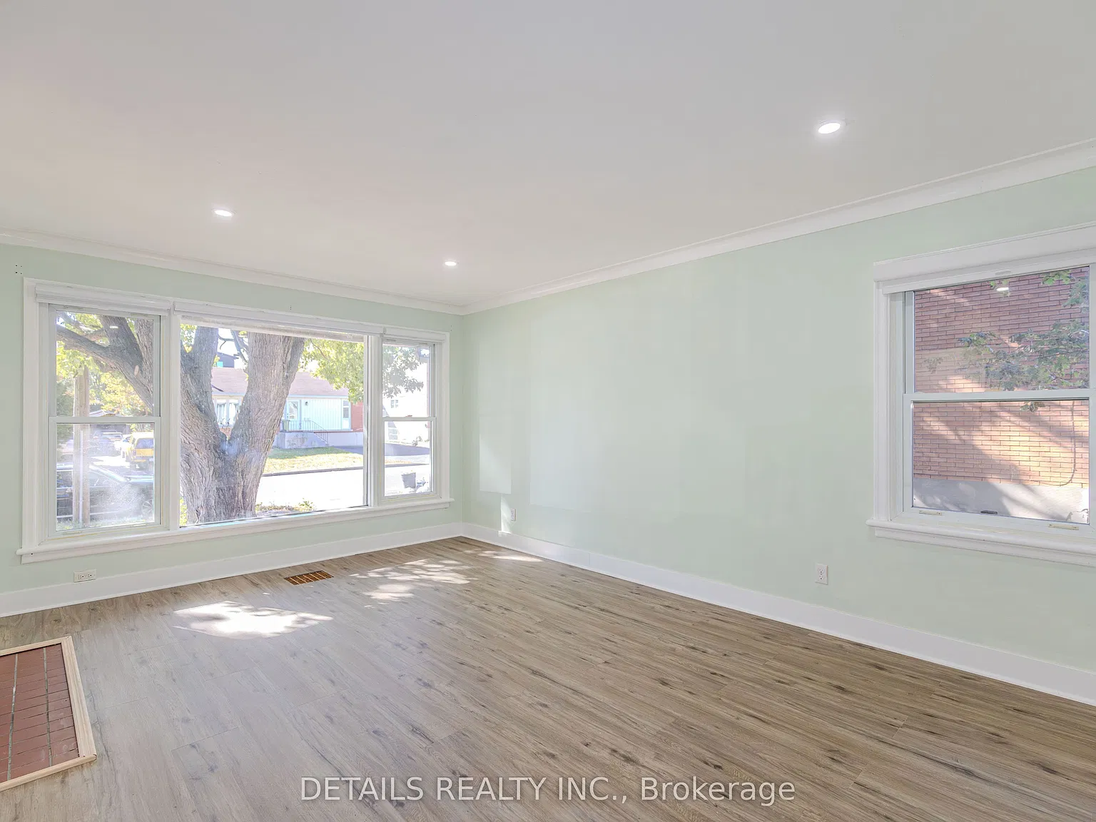 5 bed, $4,000 — Photo 4