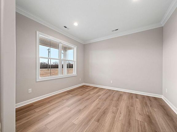 2nd image of 287AC Little Fork Rd