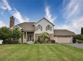 20 Norbrook Rd, Fairport, NY 14450