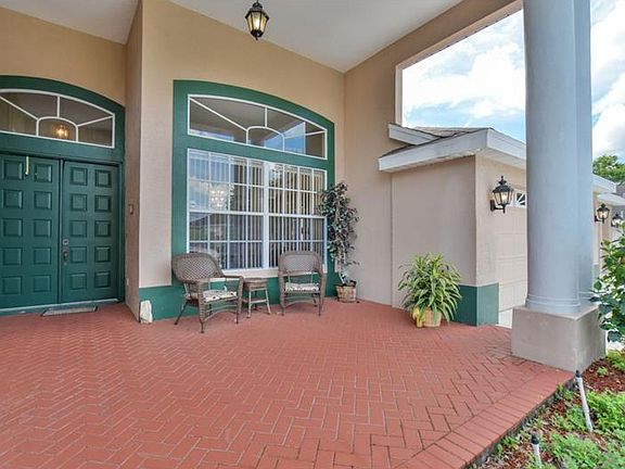 3rd image of 2304 Clubhouse Dr