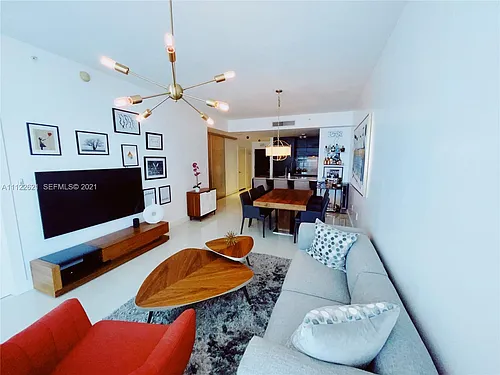 900 Biscayne Blvd Photo 1