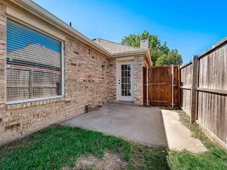 5909 Berkshire Rd — Photo 21