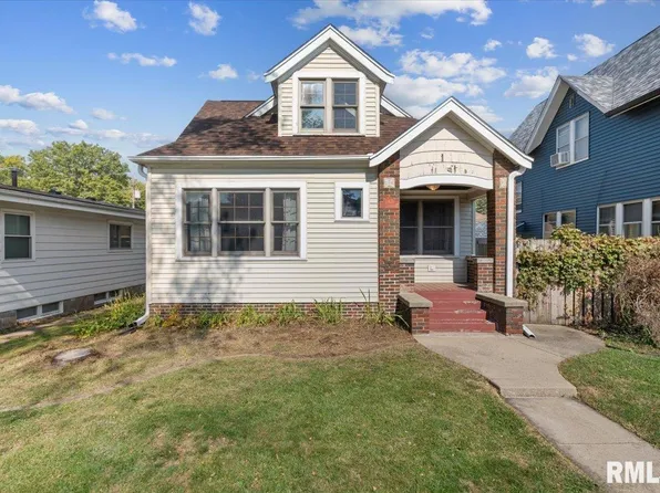 2421 15th Ave, Moline, IL 61265