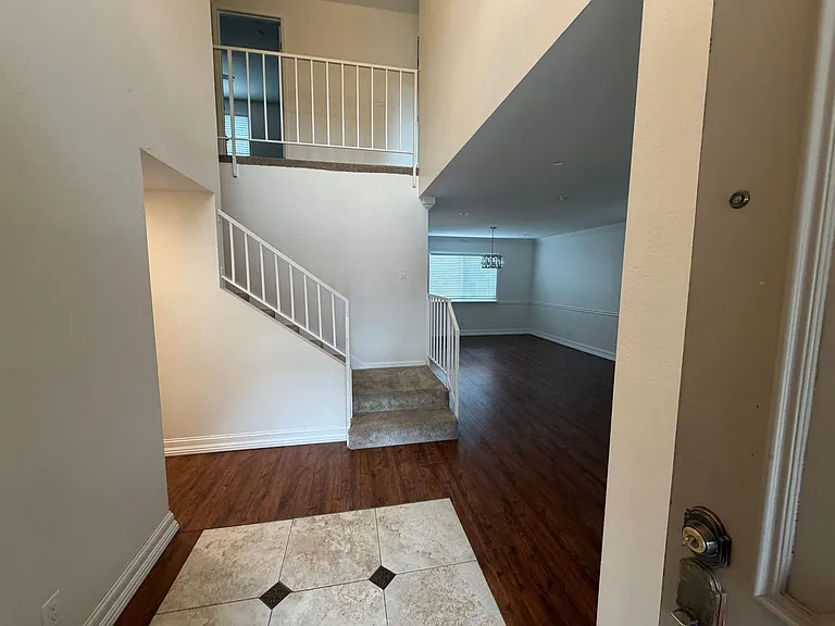 3 Heather Cir — Photo 2
