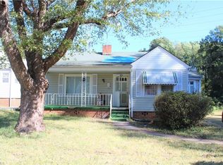 909 Arch St, High Point, NC 27260