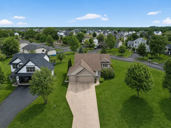 15347 Wintergreen St NW, Andover, MN 55304