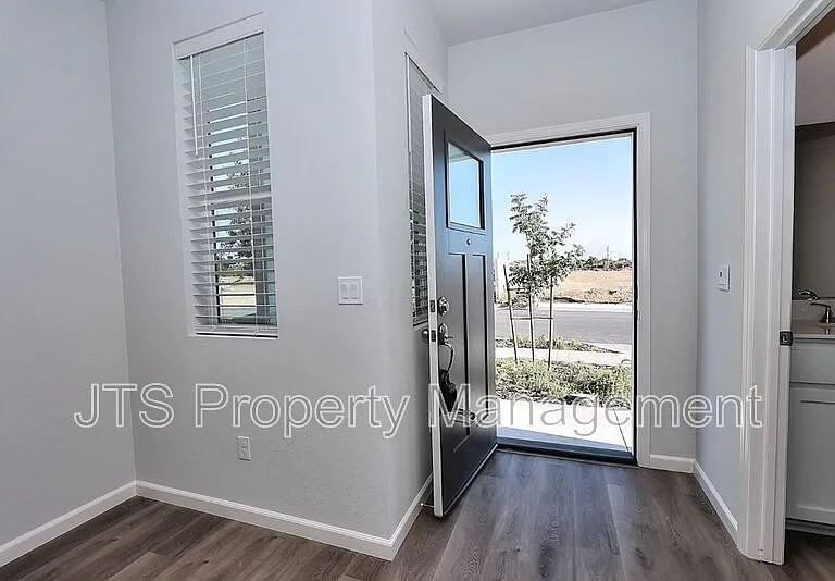 47 Brookbay Way — Photo 5