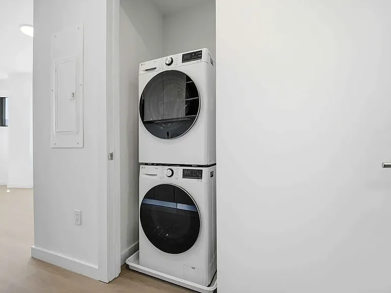 2363 Bedford Ave #6A — Photo 3