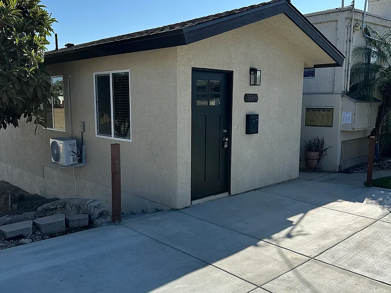 3509 L St — Photo 4